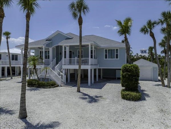 Boca Grande Vacation Pool Home With Four Bedrooms Sleeps 8