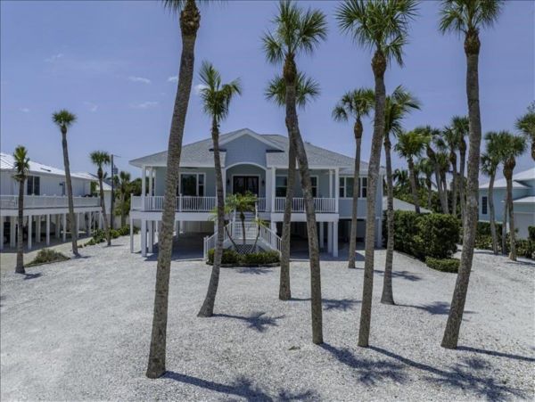 Boca Grande Vacation Pool Home With Four Bedrooms Sleeps 8