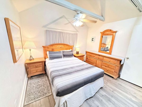 Value Priced Two Bedroom Mission Beach Rental