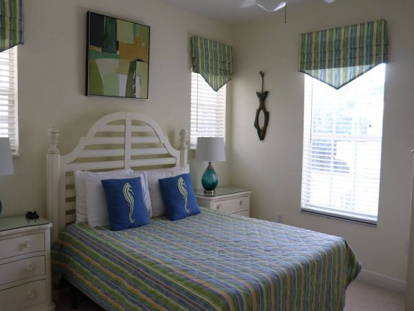Luxury Keys Beach Estate Rent all Sleeps 14 Guests.
