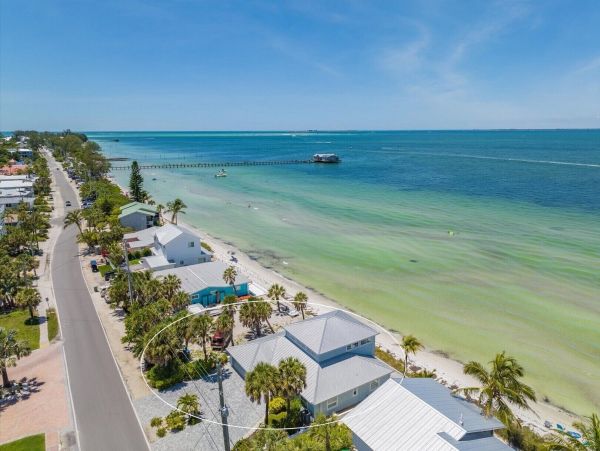 Water front new rental on Anna Maria Island