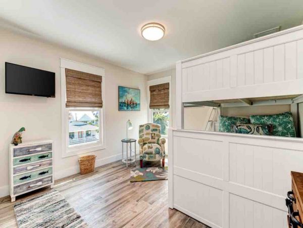 Anna Maria Luxury Vacation Rental Home Sleeps Six Guests