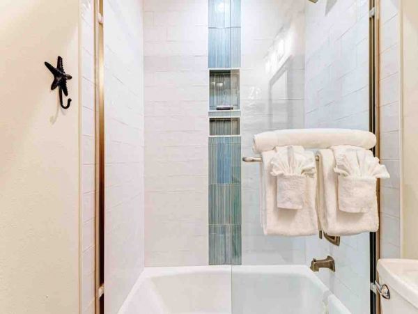 Anna Maria Luxury Vacation Rental Home Sleeps Six Guests