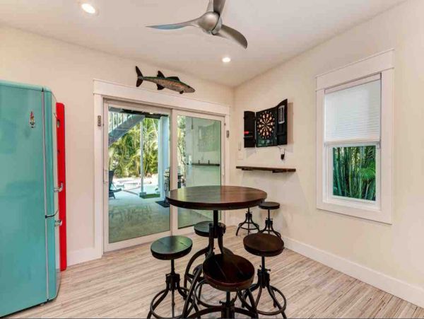 Anna Maria Luxury Vacation Rental Home Sleeps Six Guests