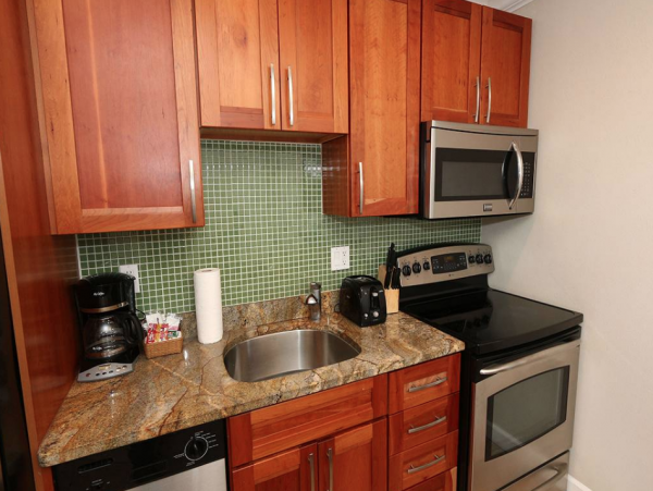 One Bedroom Contemporary Anna Maria Island Rental