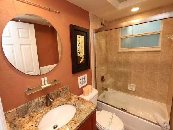One Bedroom Contemporary Anna Maria Island Rental