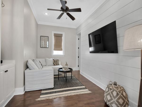 Seagrove Beach Four Bedroom Luxury Vacation Home Sleeps 12
