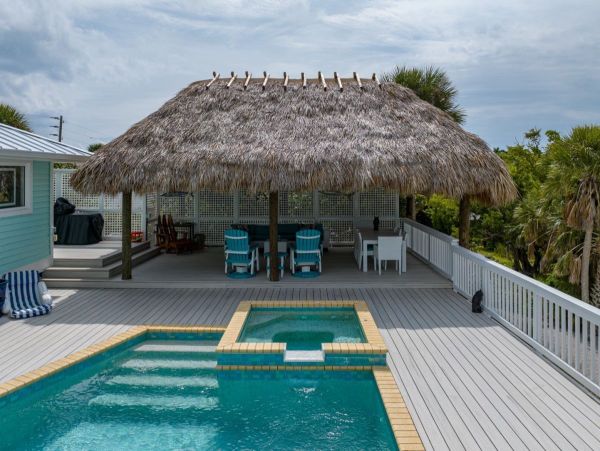 Boca Grande 4 Bedroom Home with Spa & Pool Sleeps 8