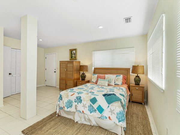 Boca Grande 4 Bedroom Home with Spa & Pool Sleeps 8