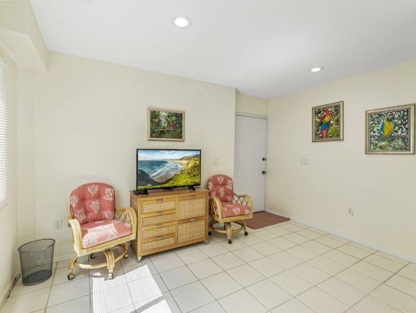 Boca Grande 4 Bedroom Home with Spa & Pool Sleeps 8