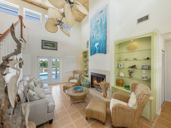 Boca Grande 4 Bedroom Home with Spa & Pool Sleeps 8