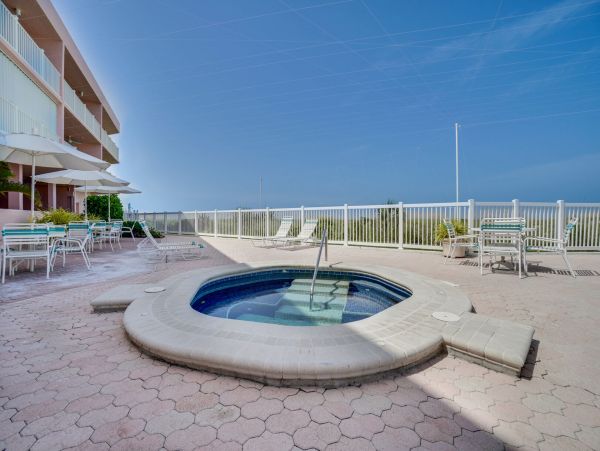 Discover Paradise Bradenton Beach Vacation Rental