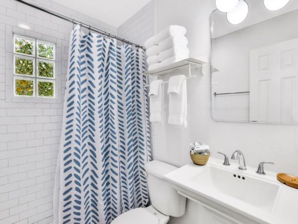 Modern Anna Maria Vacation Condo One Bedroom Walk To Beach