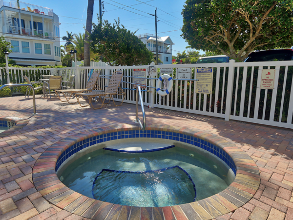Anna Maria Two Bedroom Condo With Pool Sleeps Six Guests