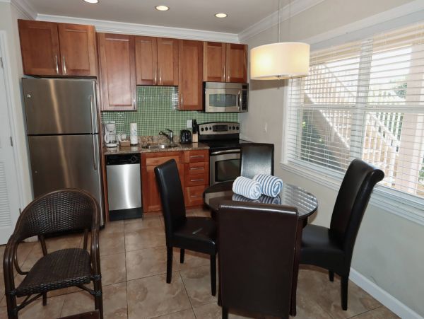 One Bedroom Vacation Condo in Bradenton Beach