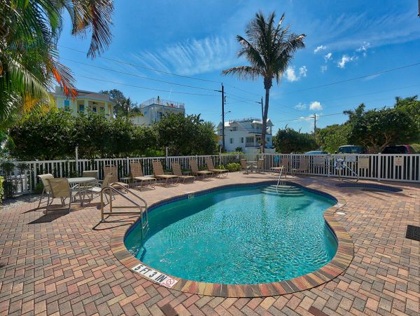 One Bedroom Vacation Condo in Bradenton Beach