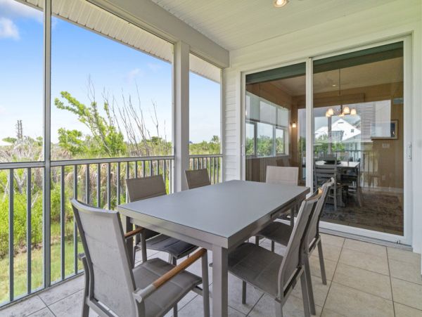 Sanibel Island Vacation Rental - Tropical Hideaway with Pool & Beach Access