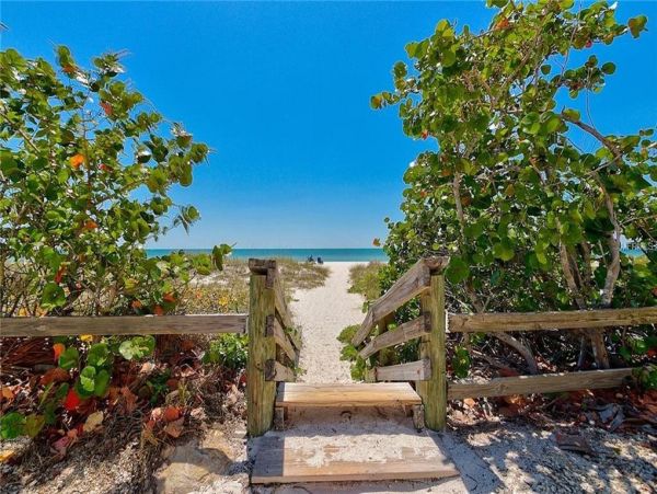 Anna Maria Island Two Bedroom Vacation Rental