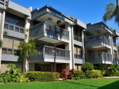 Beach Vacation Condos on Longboat Key BEACHFRONT