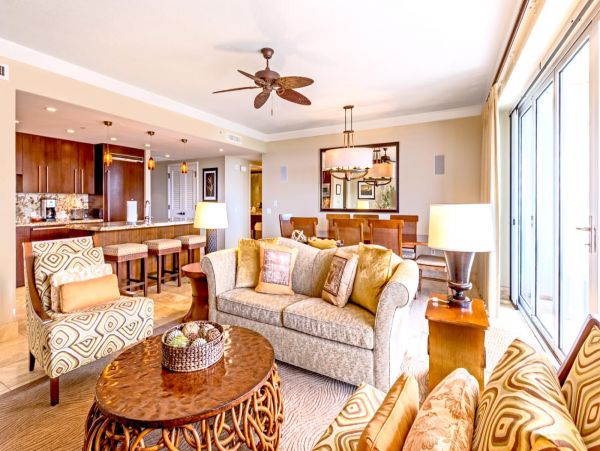 Luxurious Kaanapali Condo with Stunning Ocean View