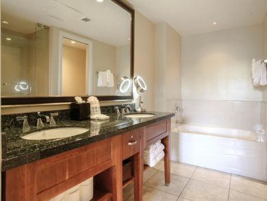 Dual Vanity