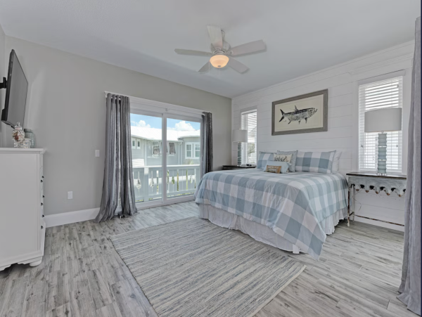 Luxury Six Bedroom Private Pool Rental on Anna Maria Island