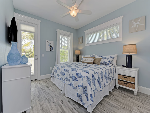 Luxury Six Bedroom Private Pool Rental on Anna Maria Island