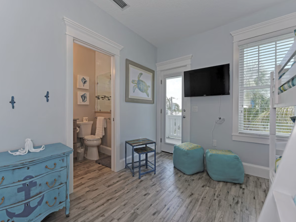 Luxury Six Bedroom Private Pool Rental on Anna Maria Island