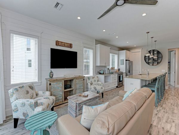 Luxury Six Bedroom Private Pool Rental on Anna Maria Island
