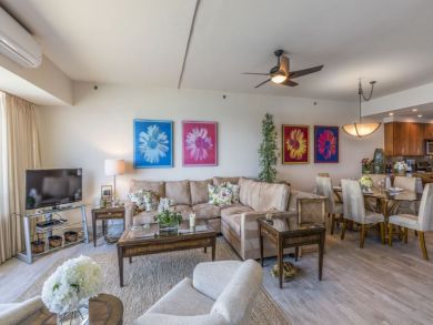 Lahaina Pacific Front Vacation Rental with Two Bedrooms
