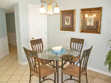 Destin One Bedroom Vacation Rental- Crystal Beach