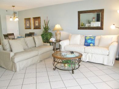 Destin One Bedroom Vacation Rental- Crystal Beach