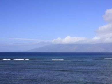 One of the Top One Bedroom Pacific Front Rentals Lahaina