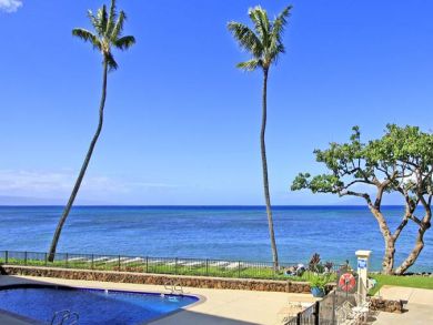 One of the Top One Bedroom Pacific Front Rentals Lahaina