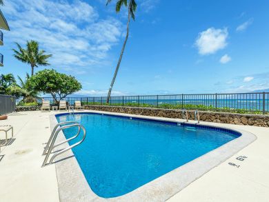 One of the Top One Bedroom Pacific Front Rentals Lahaina