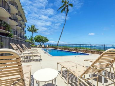One of the Top One Bedroom Pacific Front Rentals Lahaina