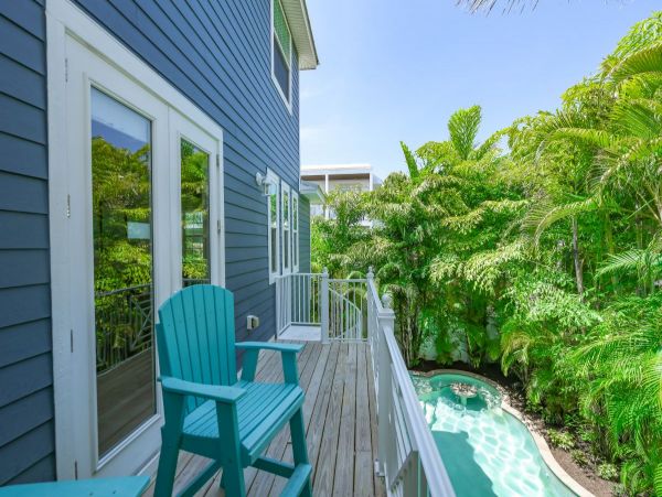 Anna Maria Island Holmes Beach Rental Home 6 Bedrooms