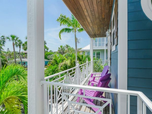 Anna Maria Island Holmes Beach Rental Home 6 Bedrooms