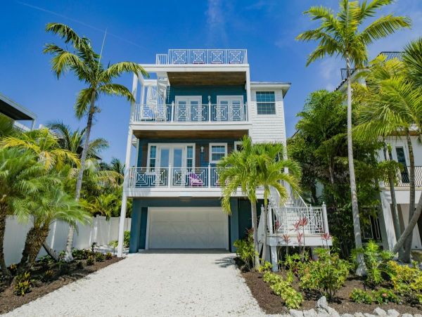 Anna Maria Island Holmes Beach Rental Home 6 Bedrooms
