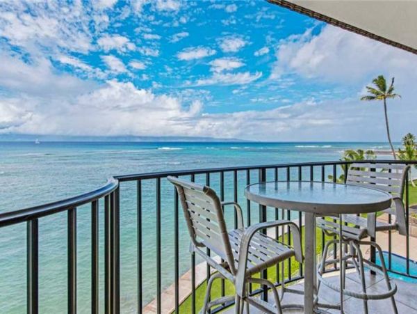 Oceanview Lahaina Vacation Condo One Bedroom