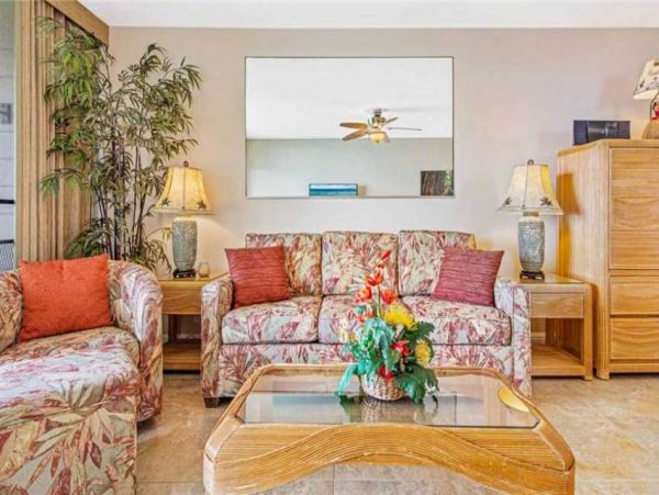 Oceanview Lahaina Vacation Condo One Bedroom