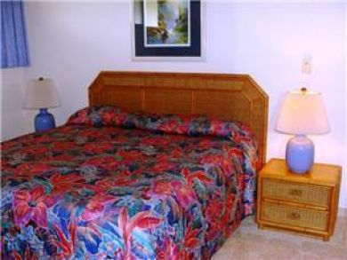 Full Ocean Views - One Bedroom Condo - Sleeps Four Guests