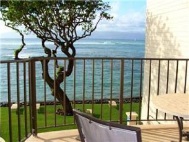 Full Ocean Views - One Bedroom Condo - Sleeps Four Guests
