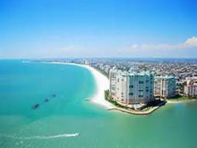 Marco Island Luxury Villa 4 Bedrooms Sleeps 8 Walk to Beach