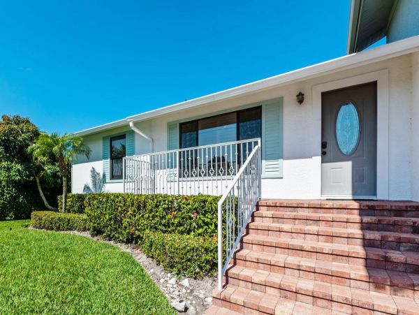 Short Walk to the Beach from this Marco Vacation Rental Home