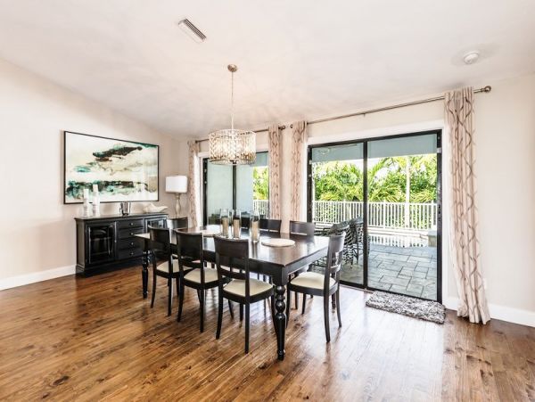 Short Walk to the Beach from this Marco Vacation Rental Home