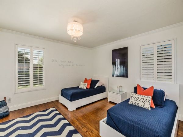 Short Walk to the Beach from this Marco Vacation Rental Home