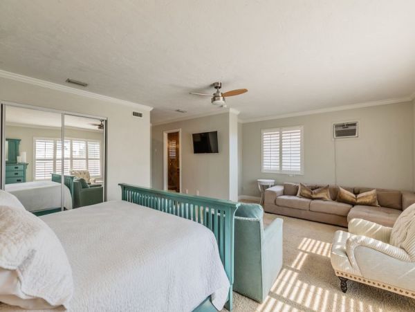 Short Walk to the Beach from this Marco Vacation Rental Home