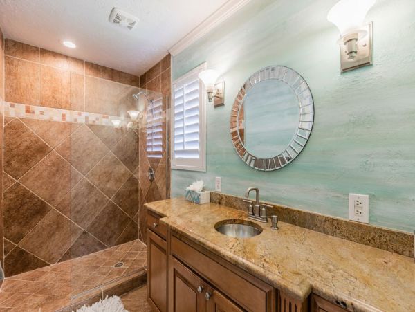 Short Walk to the Beach from this Marco Vacation Rental Home