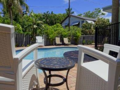 Anna Maria Island One Bedroom One Bathroom Duplex